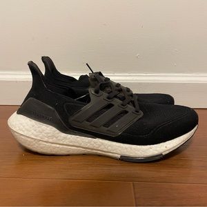 Men - Adidas Ultra Boost - Black - Size 9